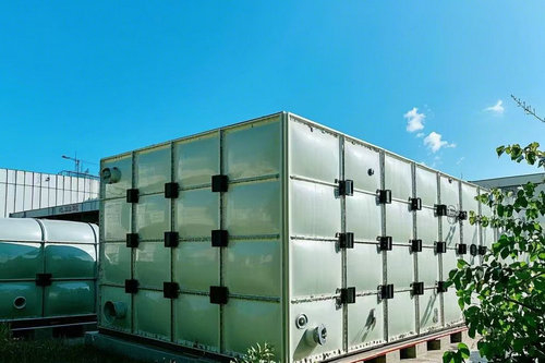 洛陽清洗玻璃鋼材質保溫水箱的頻率是多少比較合適？